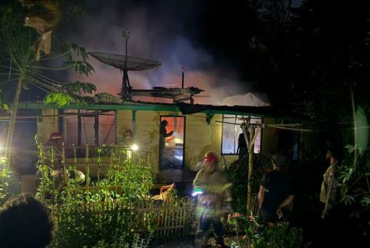 Rumah Warga Wonosigro Gombong Terbakar Akibat Arus Pendek
