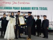 Ribuan Relawan Panji Bahari Deklarasi dan Komitmen Dukung Paslon Dedy-Iin