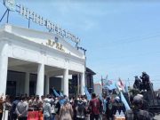 Ribuan Nelayan Kota Tegal Tolak Kebijakan Penangkapan Ikan Terukur