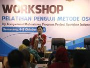 Dosen Perguruan Tinggi Negeri dan Swasta Ikuti Workshop Pelatihan Penguji OSCE di Prodi Profesi Apoteker Unissula