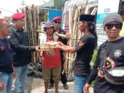 Peduli Sesama, Grib Jaya PAC Kalikajar Bagikan 300 Nasi Box
