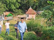 Tinjau Desa Wisata Kandri, Joko Keliling Kebun hingga Belanja Masalah dari Warga