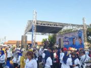 Ribuan Warga Antusias Ikuti Senam Sehat Luthfi-Yasin di Lapangan Loram Wetan