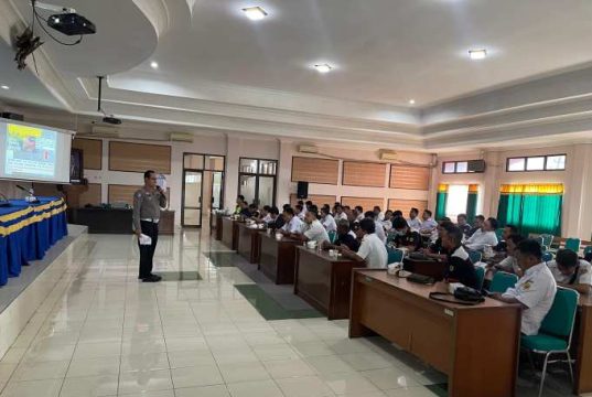 Satlantas Polres Grobogan Gelar Safety Riding untuk Pengemudi Ambulans