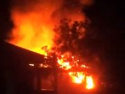 Ditinggal ke Masjid, Rumah Beserta Isinya Ludes Terbakar