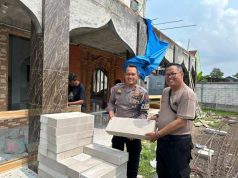 Satlantas Polres Grobogan Bantu Bata Ringan untuk Bangun Musala Al Hidayah Bhayangkara