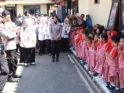 Anak-Anak TK Pembina Datangi Polres Blora, Kenali Polisi Sedini Mungkin