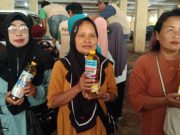 Kampanye di Pasar, Relawan Hartopo-Wahib Gelar Tebus Murah Minyakita Rp 1000/Liter