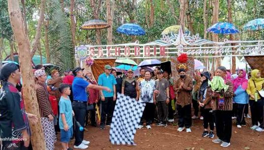 Gebyar HGN dan HUT PGRI ke-79: Semangat Kolaborasi dan Dedikasi Guru di Kecamatan Kembang