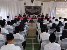 Sebanyak 49 Anggota KPPS Batealit Resmi Dilantik