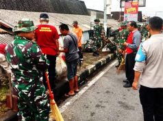 Sambut Hari Juang Kartika, TNI-Polri Bersinergi Melakukan Kerja Bakti
