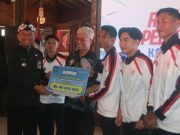 82 Atlet dan 16 Pelatih Berprestasi Kota Tegal Terima Penghargaan