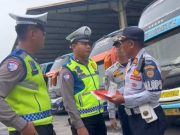 Pemeriksaan Kelaikan Bus Jelang Natal-Tahun Baru di Grobogan, Ditemukan APAR Sudah Kedaluwarsa