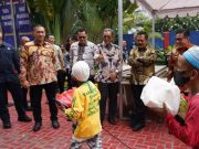 Kementerian Imipas RI bagi Paket Makanan Gratis pada Masyarakat