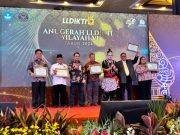 UMK Borong Dua Penghargaan Anugerah LLDIKTI Wilayah VI