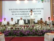 Menko Bidang Pemberdayaan Masyarakat : Santri akan Dapat Makan Bergizi Gratis