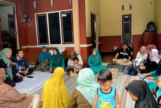 Tim PKM USM Kenalkan Tabungan Emas untuk Sarana Investasi