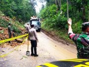 Ruas Jalan Antarprovinsi Wonogiri-Pacitan, Tertimbun Tanah Longsor