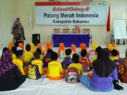 Tanamkan Kemanusiaan Sejak Dini, 30 Siswa RA Raudhlatul Atfal Kunjungi PMI Kebumen
