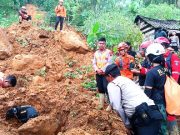 Polda Jateng Terjunkan Anjing Pintar, Temukan 21 Jenazah Korban Longsor