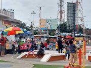 Satpol PP Tertibkan PKL yang Nekat Berjualan di Alun-alun Kebumen