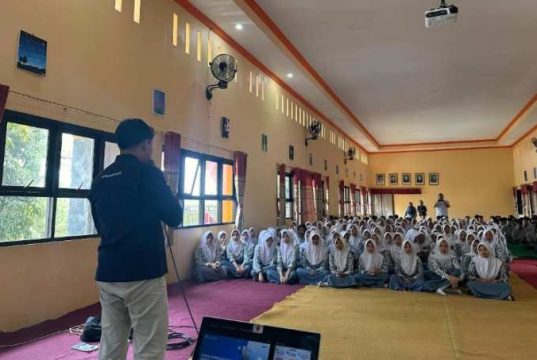 BI Tegal Edukasi Rupiah Pelajar SMA Neger 1 Bandar