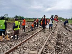 Banjir Grobogan, Rel Masih dalam Perbaikan KA Belum Bisa Lewat