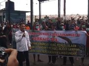 TPA Disegel: Biar Masyarakat Lain Merasakan Penderitaan Warga Tanjungrejo!