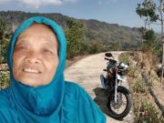 Mbah Painten Perempuan Tebing Cadas Gunungkidul, Dia Memang Lain
