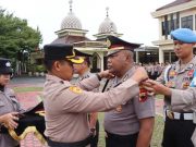 Tidak Ada Catatan Pelanggaran, Tiga Personel Polres Grobogan Ini Mendapatkan Kenaikan Pangkat Pengabdian