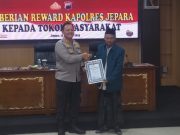 Menjadi Salah Satu dari 13 Tokoh yang Mendapat Penghargaan dari Kapolres Jepara, Begini Sosok Kiai Roshif Arwani