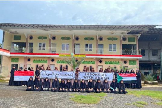 Solidaritas Lintas Negara Ditunjukan Pesantren Al-Buruj Jepara: Ucapkan Selamat Hari Kemerdekaan untuk Negara Sudan