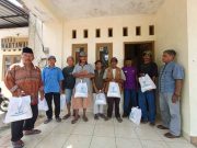 PWI Kebumen dan Baznas Salurkan Sembako untuk Tukang Becak