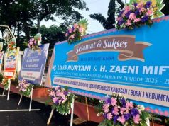Kantor Pemkab Kebumen Dipenuhi Karangan Bunga untuk Lilis-Zaeni