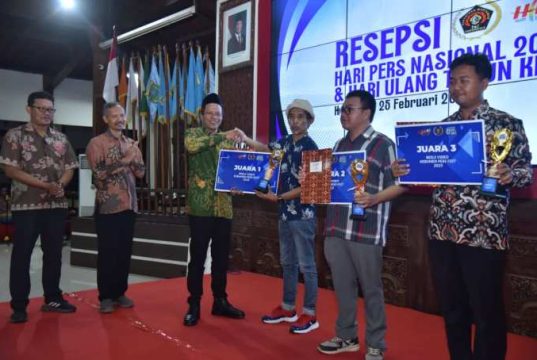 Wabup Zaeni Miftah Minta Pers Terus Beri Kritik ke Pemkab