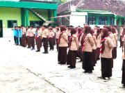 Tentara Tampil Menjadi Instruktur LDK Para Siswa