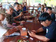 Waspada, Badai Siklon Tropis Bergerak Melintas di Atas Pulau Jawa