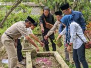 PWI Kebumen dan Diskominfo Ziarah ke Makam Wartawan