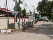 Jalan Untung Suropati Purwodadi Dilebarkan