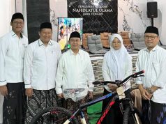 Cakap Berbahasa Inggris Mahasiswa Komunikasi Unissula Dihadiahi Sepeda Oleh PWNU Jateng