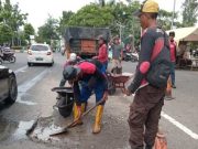 DPU Kota Semarang Tambal Jalan Berlubang Pascabanjir