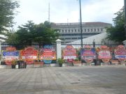 Balai Kota Semarang Bertabur Karangan Bunga Mangayubagya Wali Kota-Wakil Wali Kota Baru