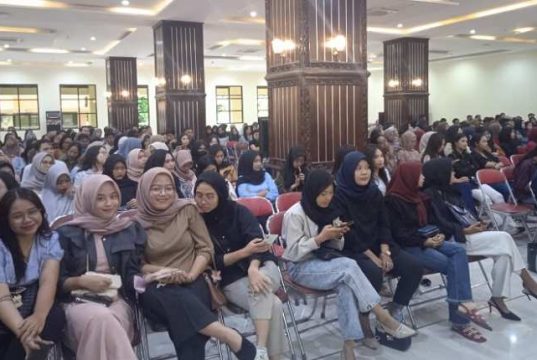 953 Calon Wisudawan USM Ikuti Geladi Bersih