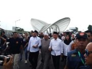 Kedatangan Bupati Kudus Sam’ani Disambut Meriah Warga