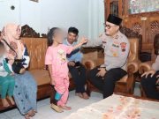 Bahagianya Syahira Putri Terima Hadiah Kaki Palsu dari Kapolres Kebumen