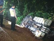 Bus Pembawa Rombongan Pengajian Terguling, Seorang Meninggal dan Enam Luka-luka