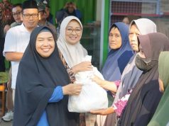 Bupati Apresiasi Swalayan Kharisma, Bagikan 2.800 Paket Sembako