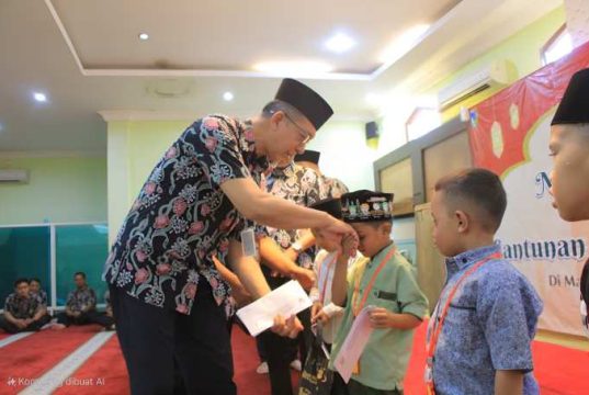 RSUD Kudus Santuni 226 Anak Yatim dan 40 Dhuafa dalam Puncak Gebyar Ramadan 1446 H