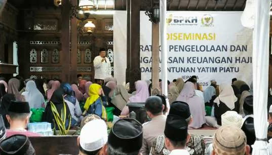 Momen Abdul Wachid Buka Bersama Ratusan Anak Yatim: Mereka Juga Punya Hak untuk Berbahagia saat Ramadan dan Lebaran