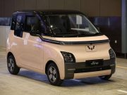 Ternyata, Ini Dia Kesalahan dalam Merawat Mobil Listrik yang Sering Dilakukan Wanita
